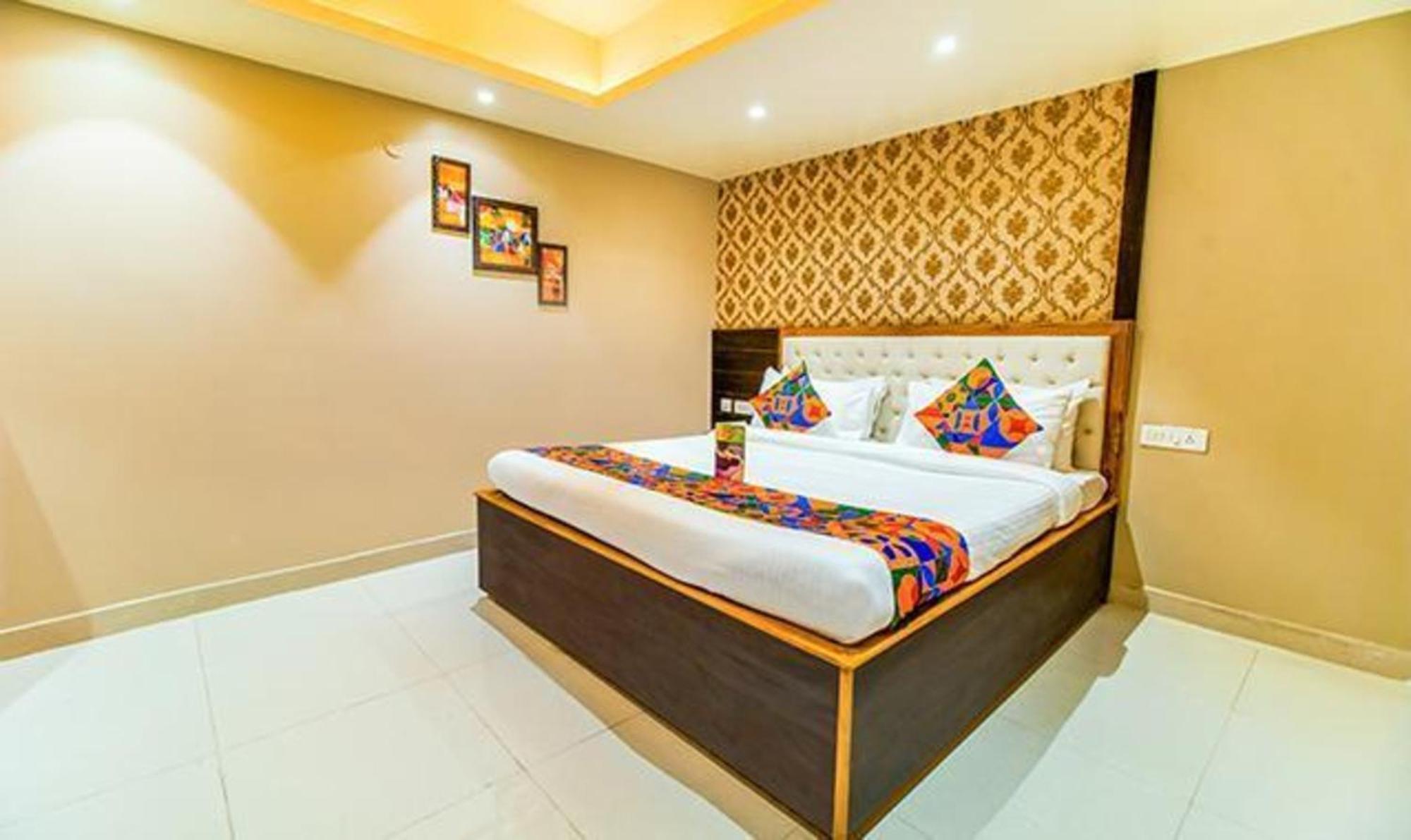 פאטנה Fabhotel Svr מראה חיצוני תמונה